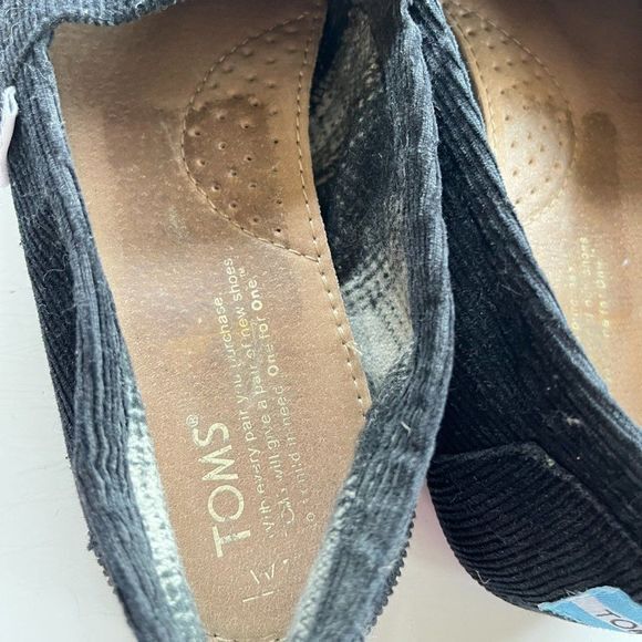 TOMS Ribbed Black Canvas Alpargata Shoes Flats Slip On Womens Size 7 - Picture 3 of 5